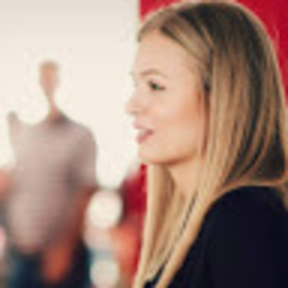 Meet your Posher, Mima - Picture 1 of 1